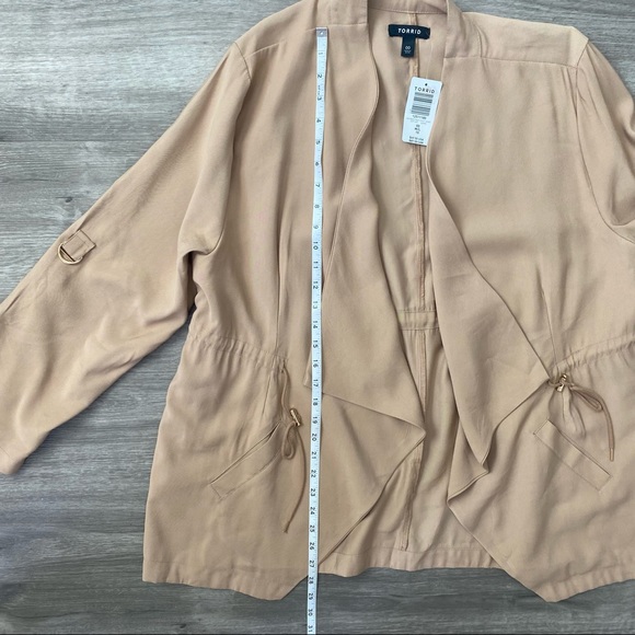 New Torrid Tan Anorak Jacket Shacket 00/10 - Picture 13 of 15